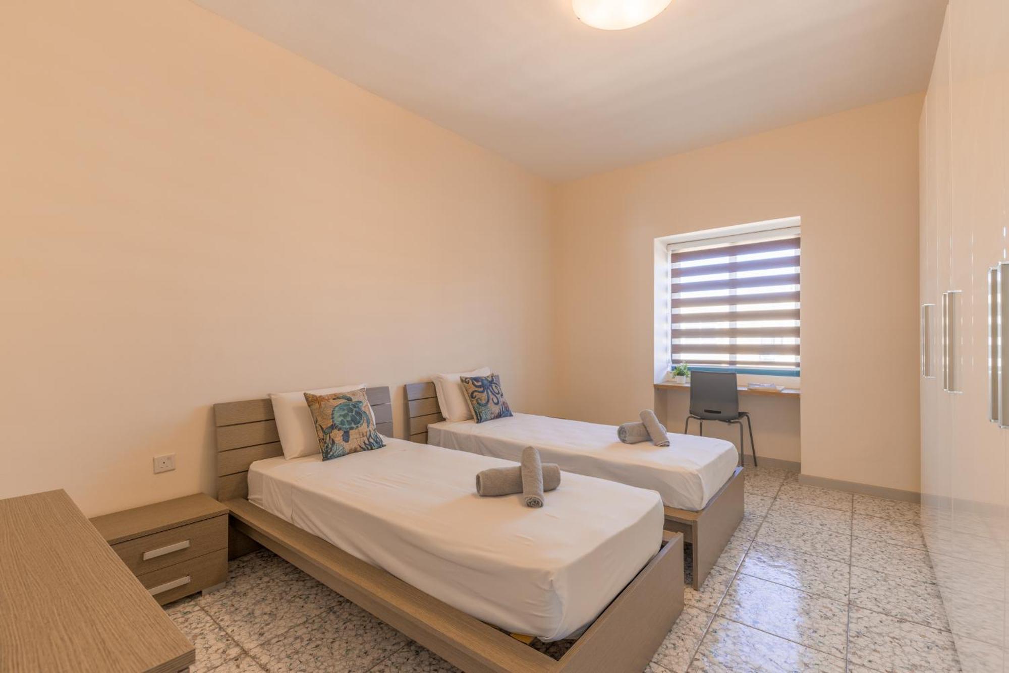 Harbour View - Large 2Br Apartment Valletta Luaran gambar